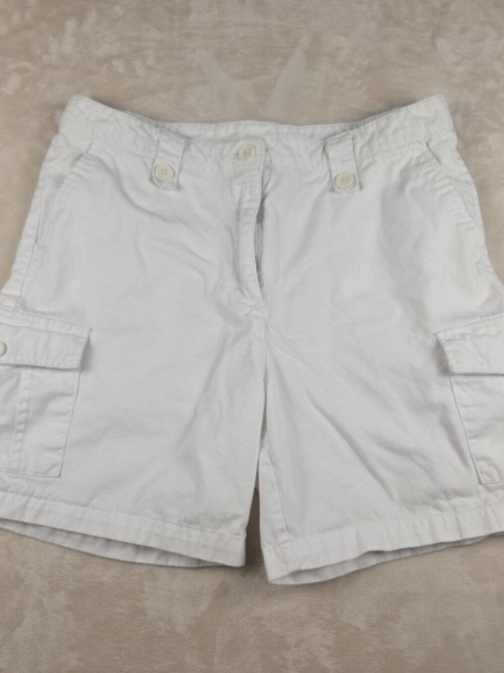 Basic Editions White Cargo Shorts – Ladies Size 12